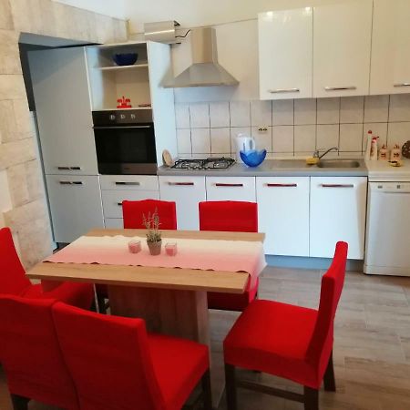 Апартаменты Apartman Tea Пула Экстерьер фото