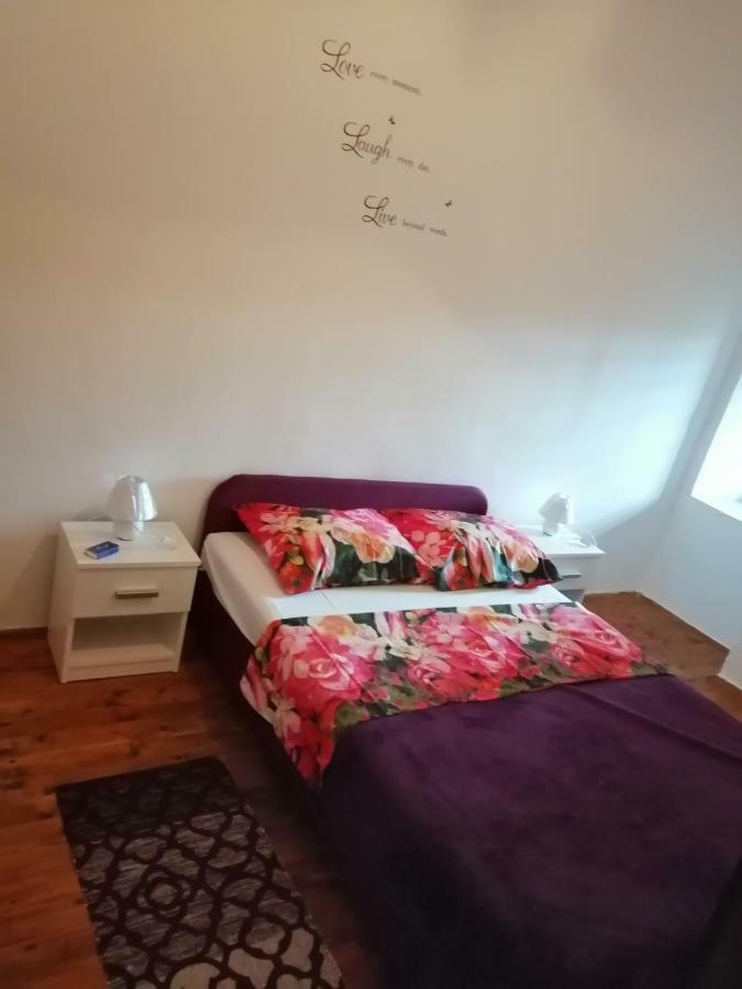 Апартаменты Apartman Tea Пула Экстерьер фото