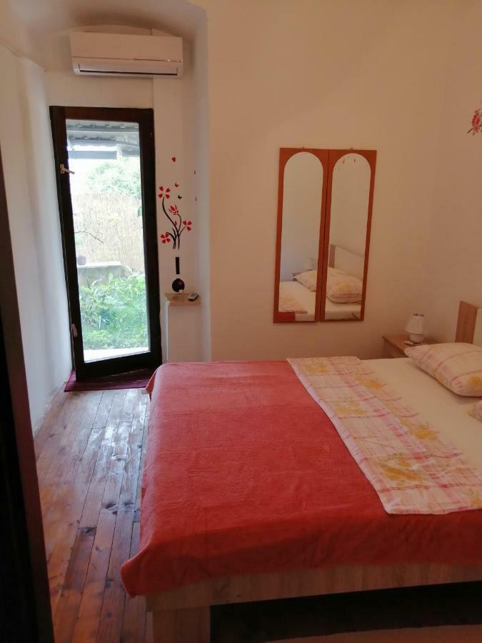 Апартаменты Apartman Tea Пула Экстерьер фото